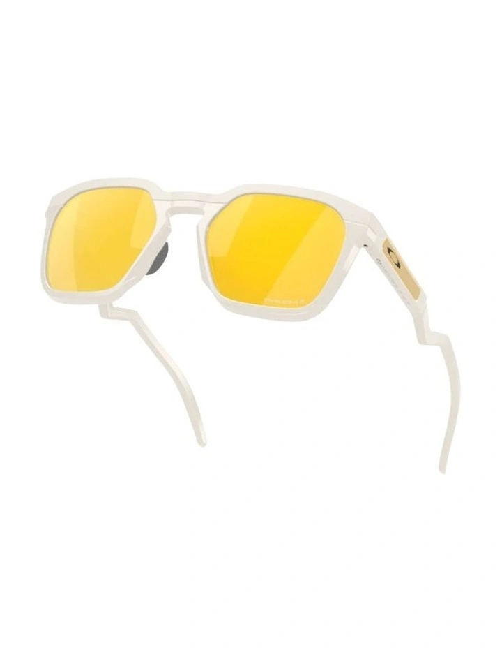O Matter Polarised Sunglasses HSTN SQ in White image 3