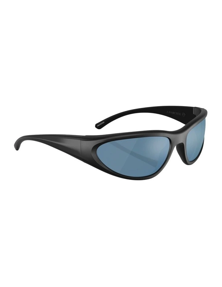 Nineteetwo Injected Polarised Sunglasses in Black image 4