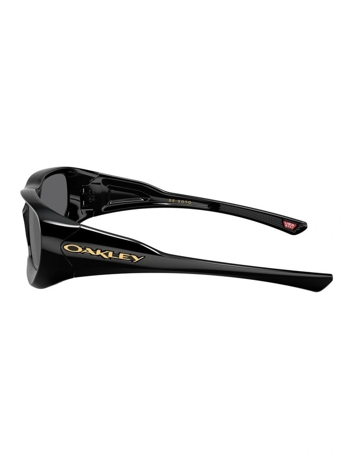 De Soto O_matter Sunglasses in Black image 2