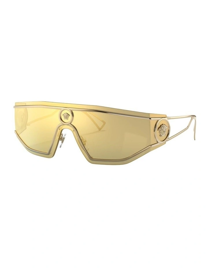 Metal Sunglasses in Gold image 1