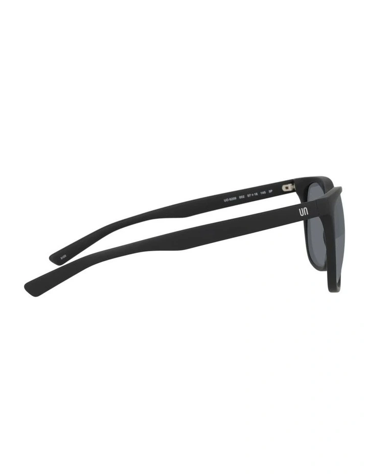 Unofficial Injected Polarised Sunglasses in Black image 2