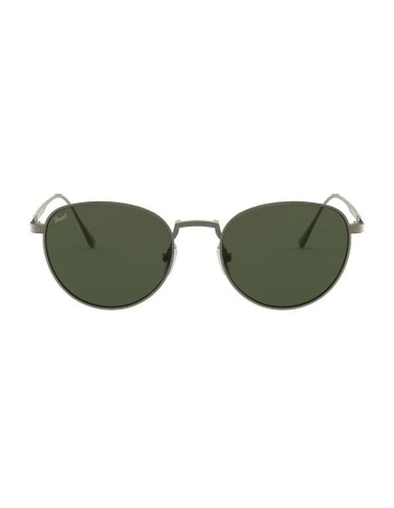 0PO5002ST 1529388001 Sunglasses in Green