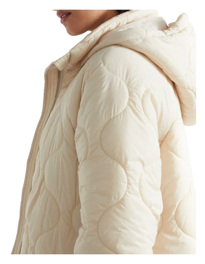 Quilted Bucket Hat in Vanilla Cream image 3