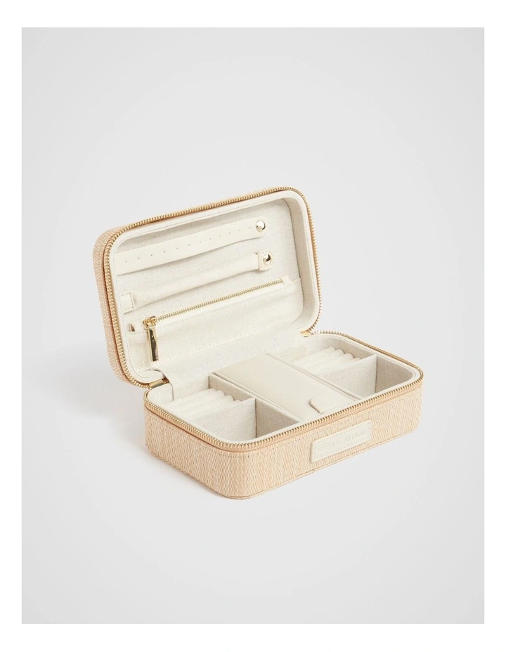Travel Jewellery Case in Natural image 2