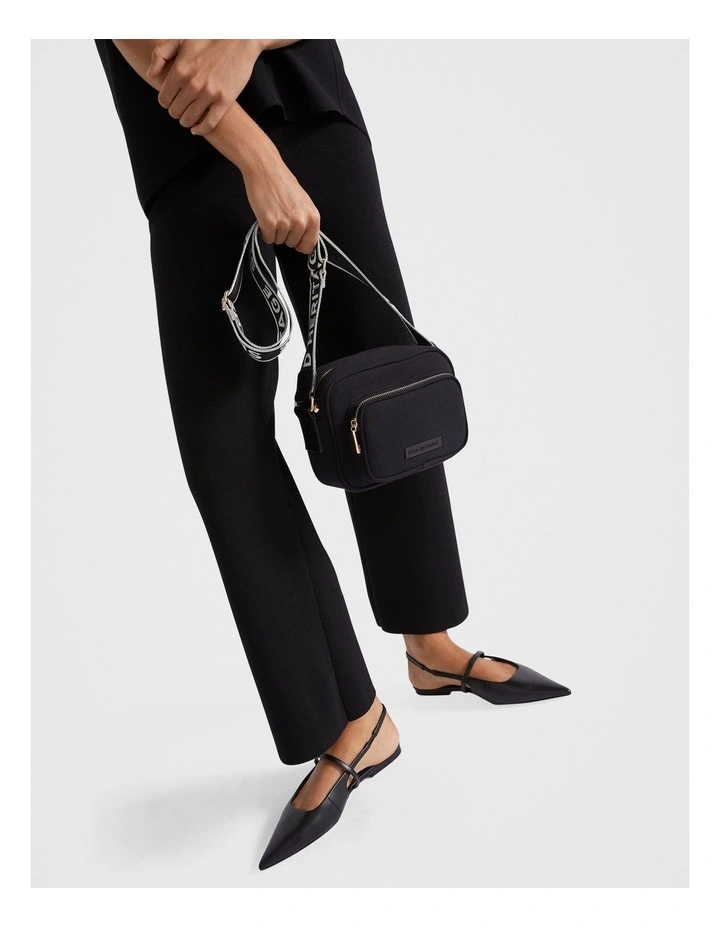 Jersey Camera Bag in Black image 2