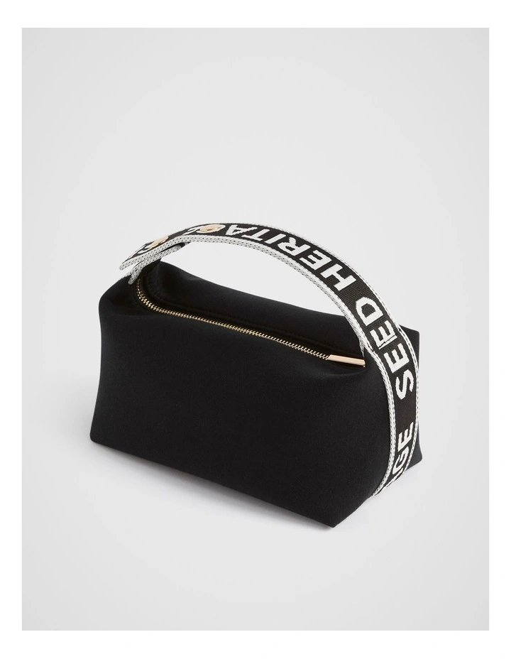 Jersey Pouch in Black image 3