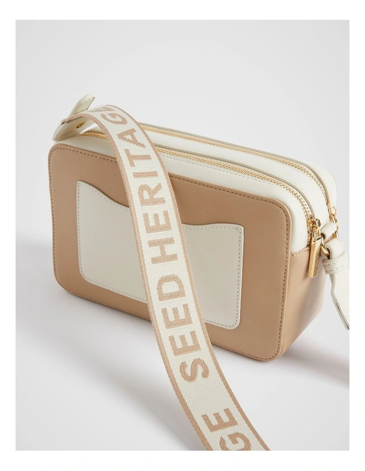 Camera Bag in Beige image 4