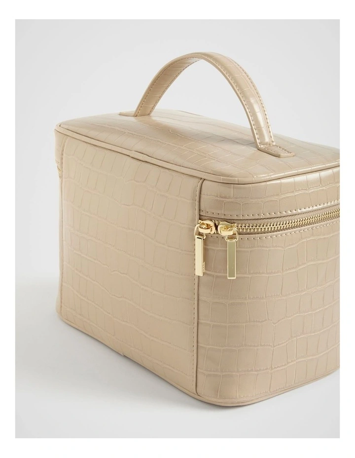 Vanity Case in Vanilla Croc image 2