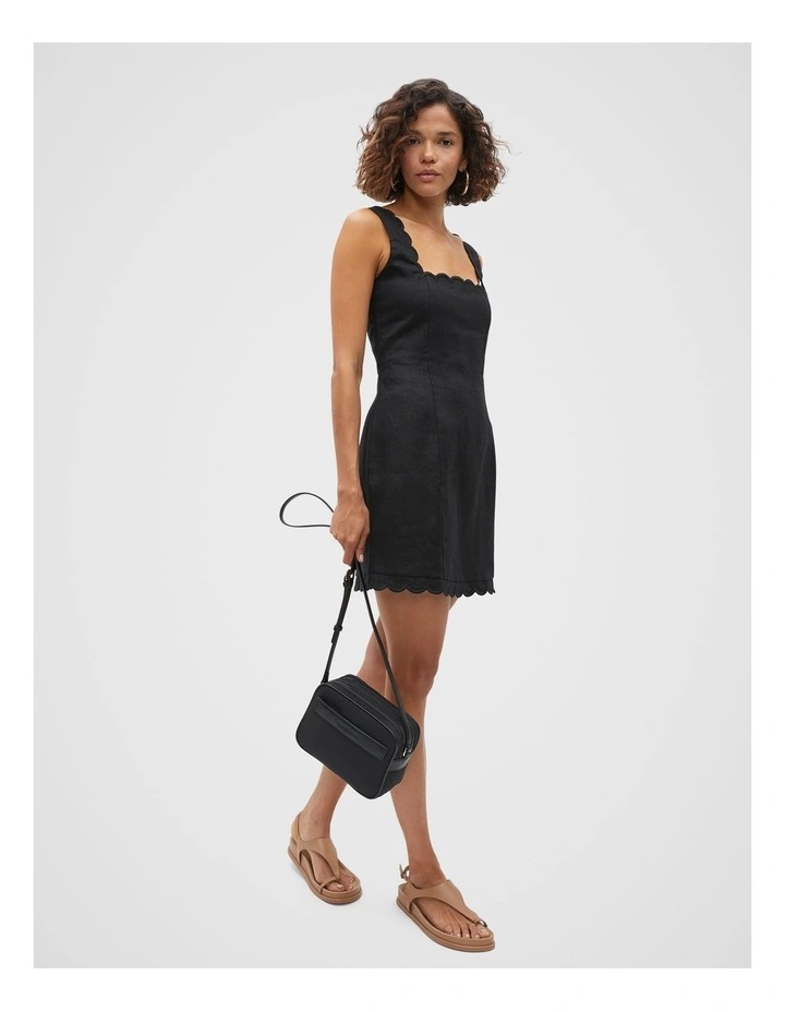 Essential Camera Bag in Black image 2