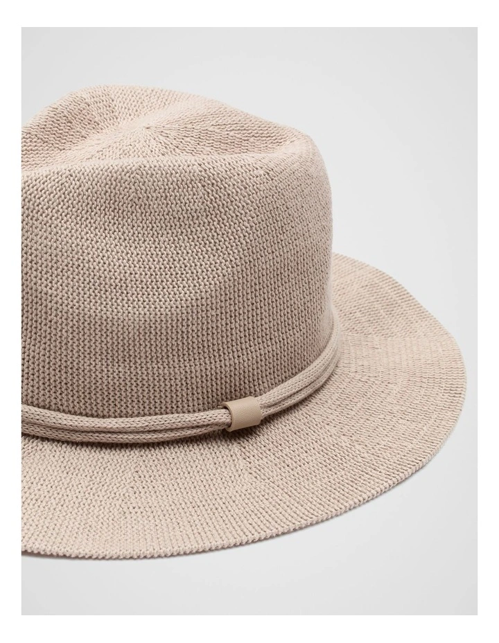 Knit Fedora in Beige image 3