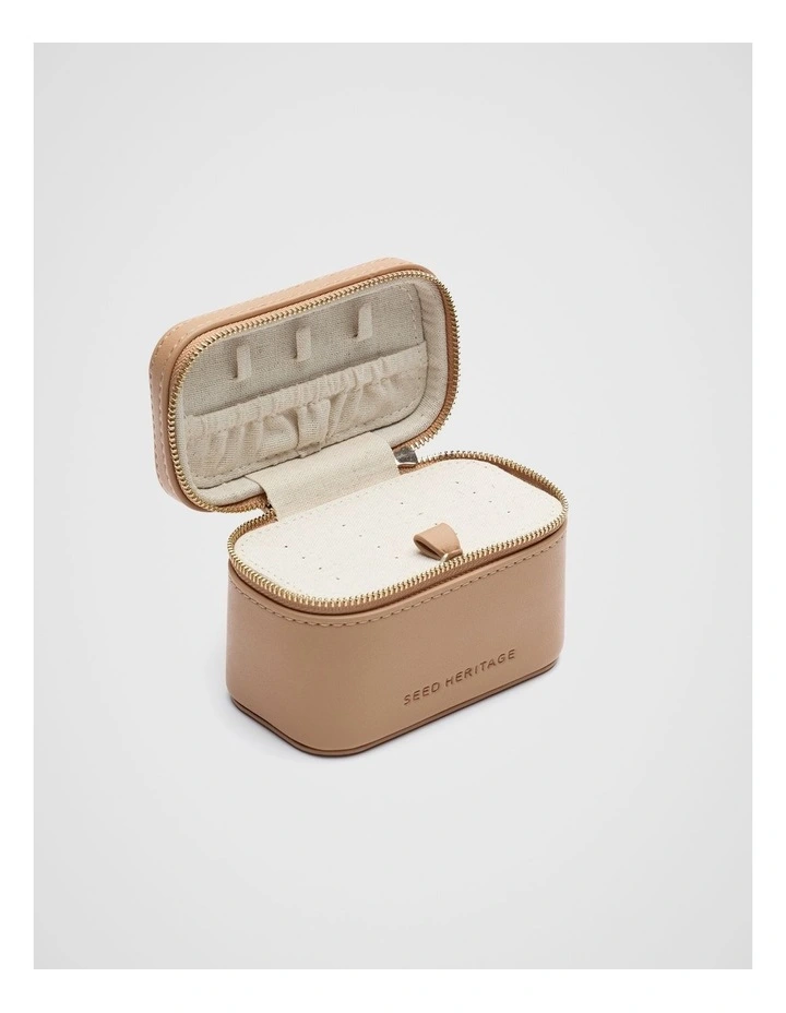 Jewellery Case Box in Soft Beige image 2