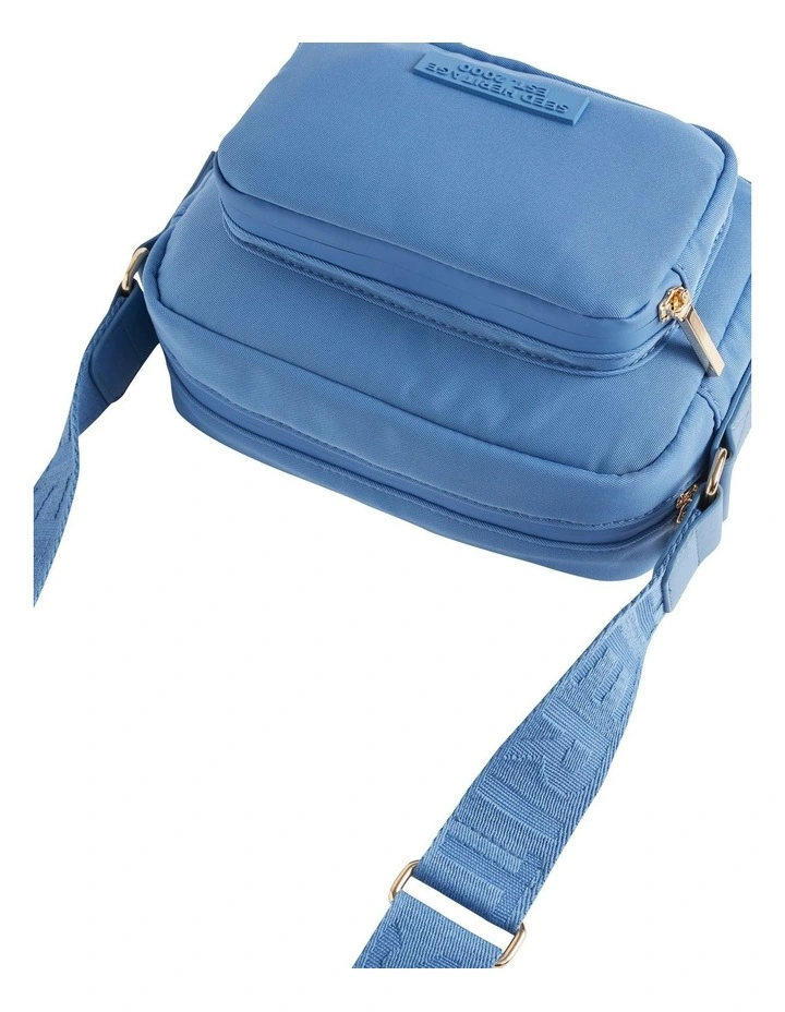 Heritage Logo Camera Bag image 4