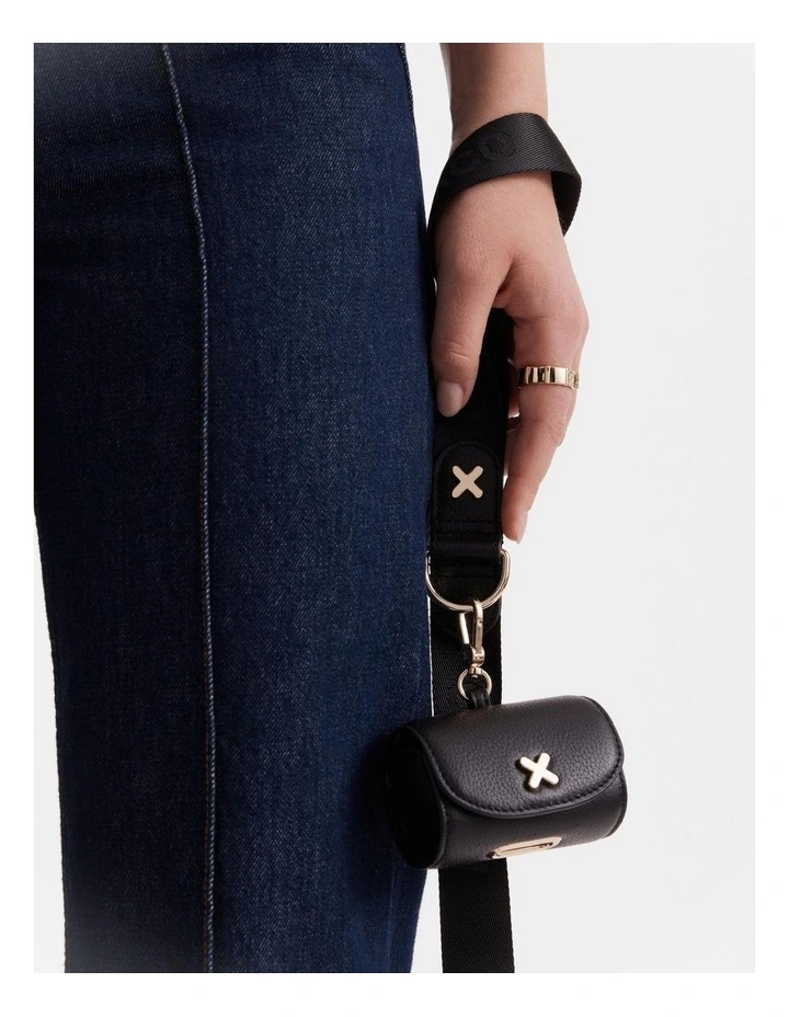 Pooch Bag in Black Light Gold image 2