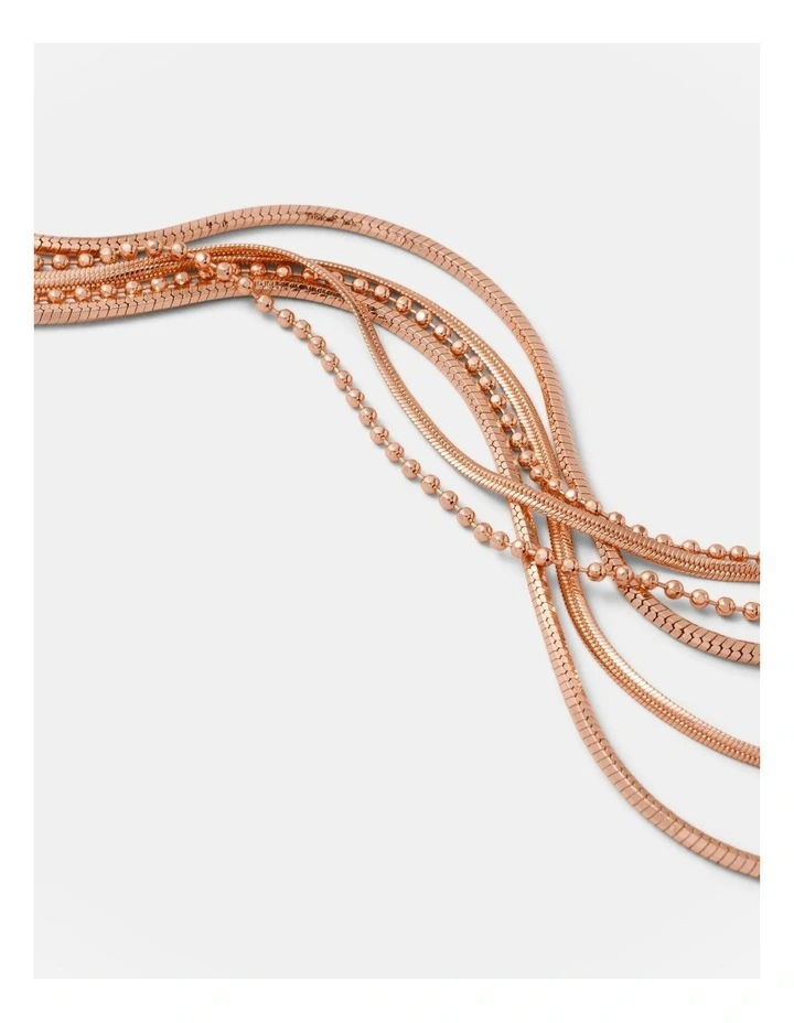 Urban Necklace in Rose Gold image 3