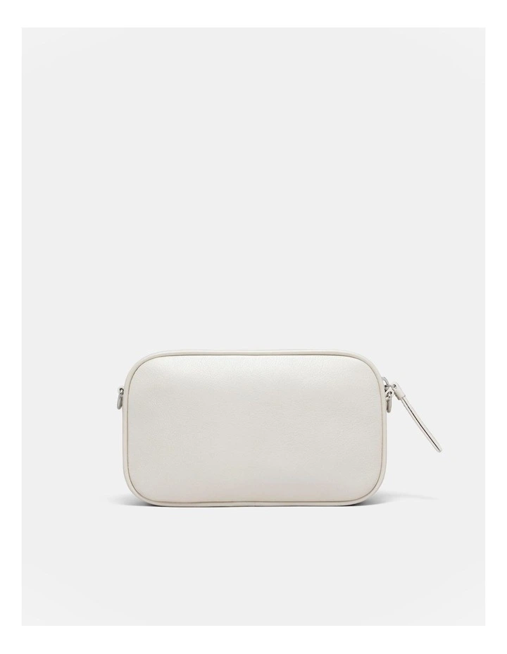 Classico Pouch in Pearlised White image 4