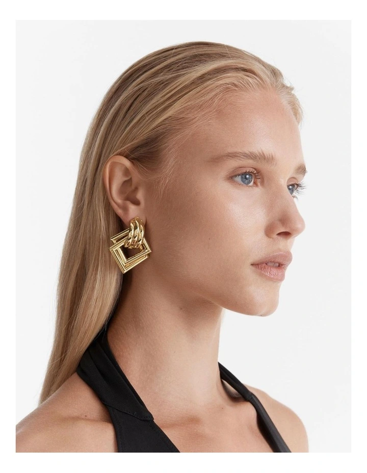 Square One Earrings in Gold image 2