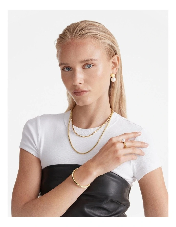 So Smooth Pearl Drop Earrings in Gold image 5