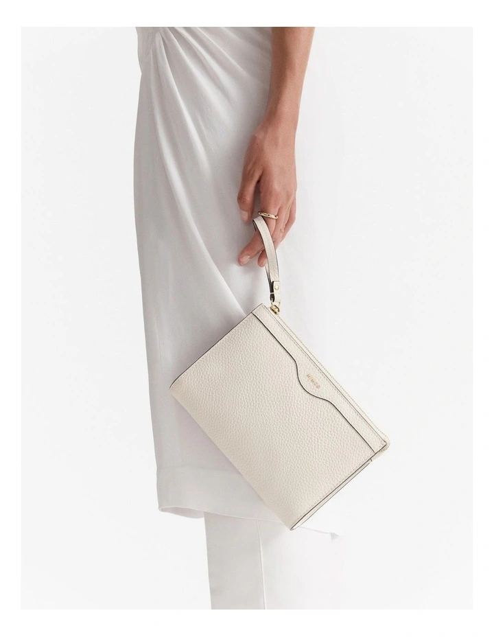 Jett Medium Pouch in Ivory image 2
