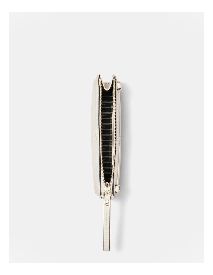 Jett Medium Pouch in Ivory image 6