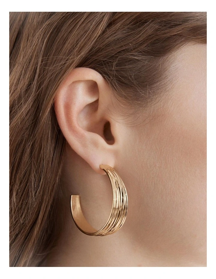 Bassline Hoop Earrings Large in Gold image 4