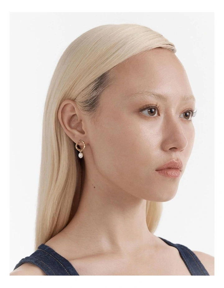 Kaia Pearl Stud Earrings in Gold image 2