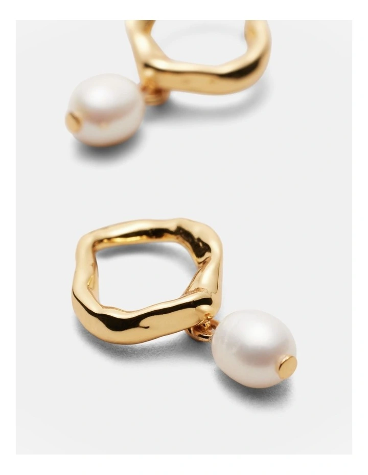 Kaia Pearl Stud Earrings in Gold image 3