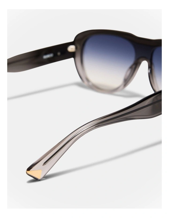 Perfect Sunglasses in Black image 5