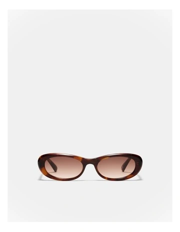 Sabrina Sunglasses in Tort