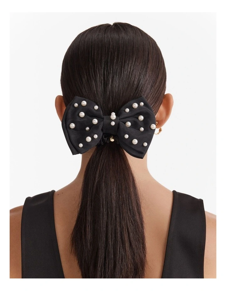 Make A Bow Hair Tie in Black image 2