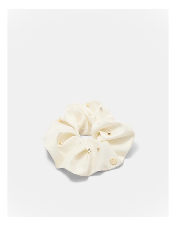 Cream colour