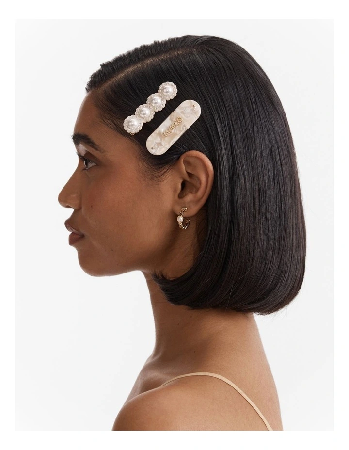 Pearly Hair Clip Set in Pearl image 2