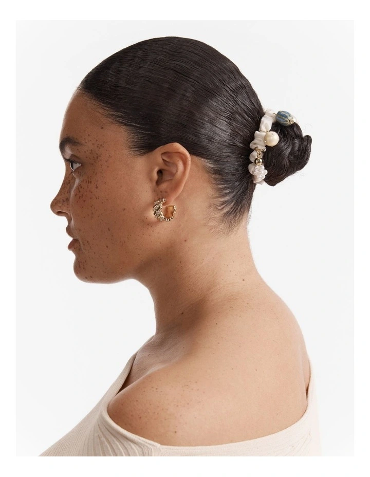 Charm Scrunchie in Vanilla image 2