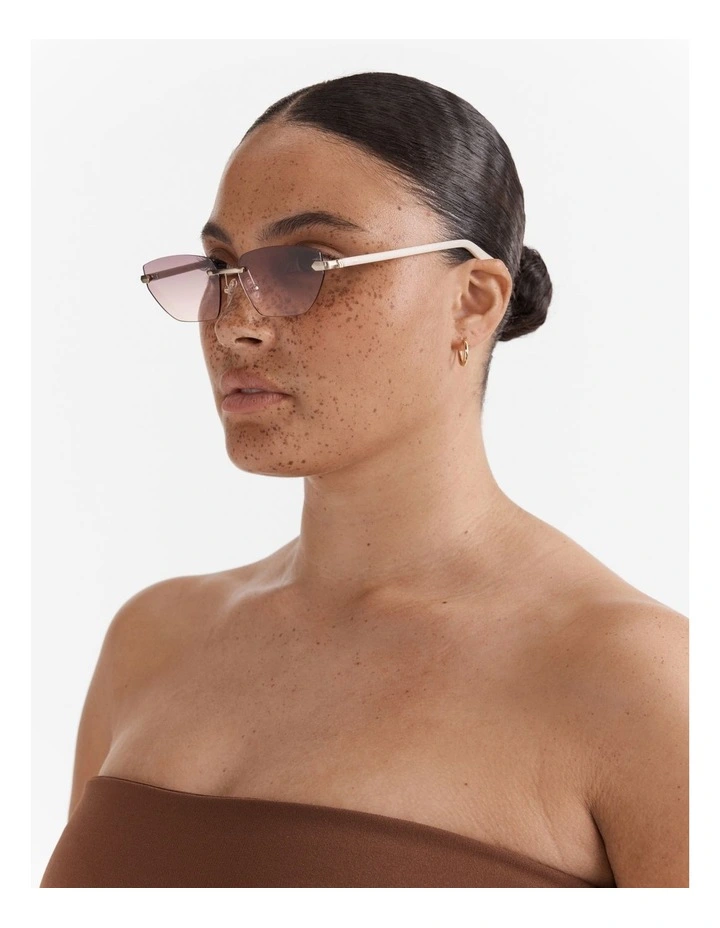 Paris Sunglasses in Vanilla image 2