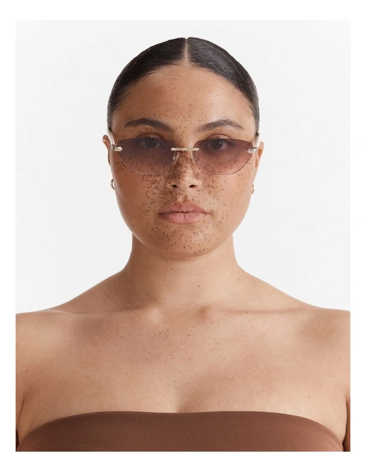 Paris Sunglasses in Vanilla image 4