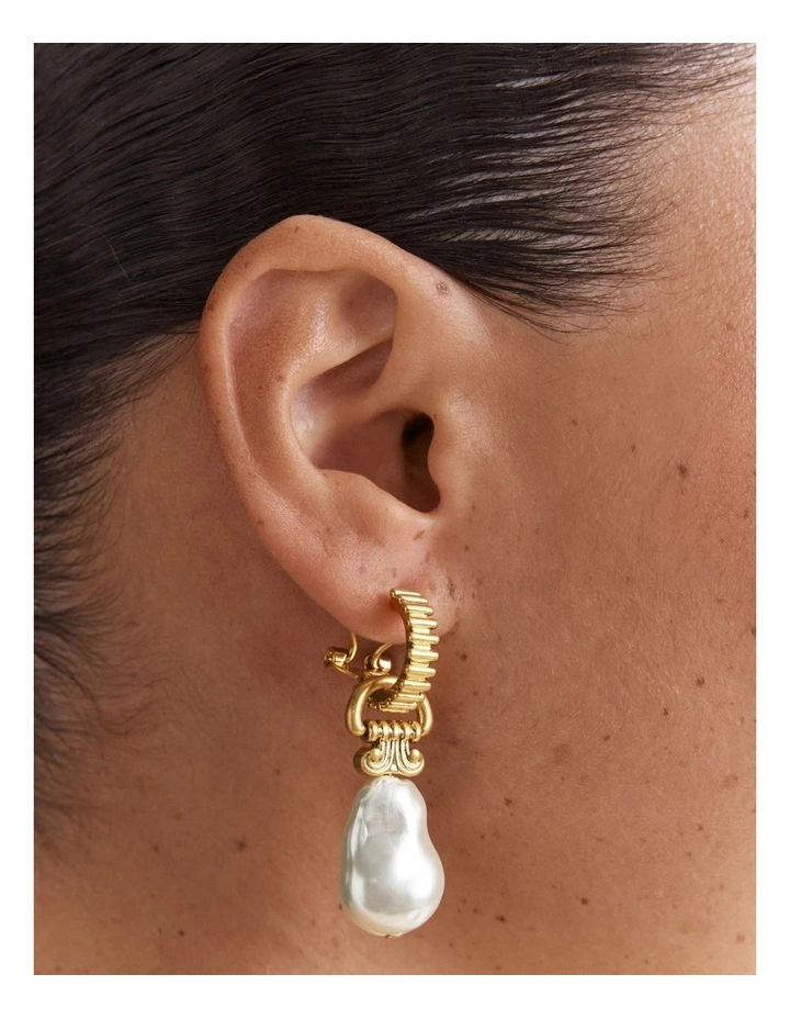 Goddess Pearl Hoop Earrings in Pearl image 2