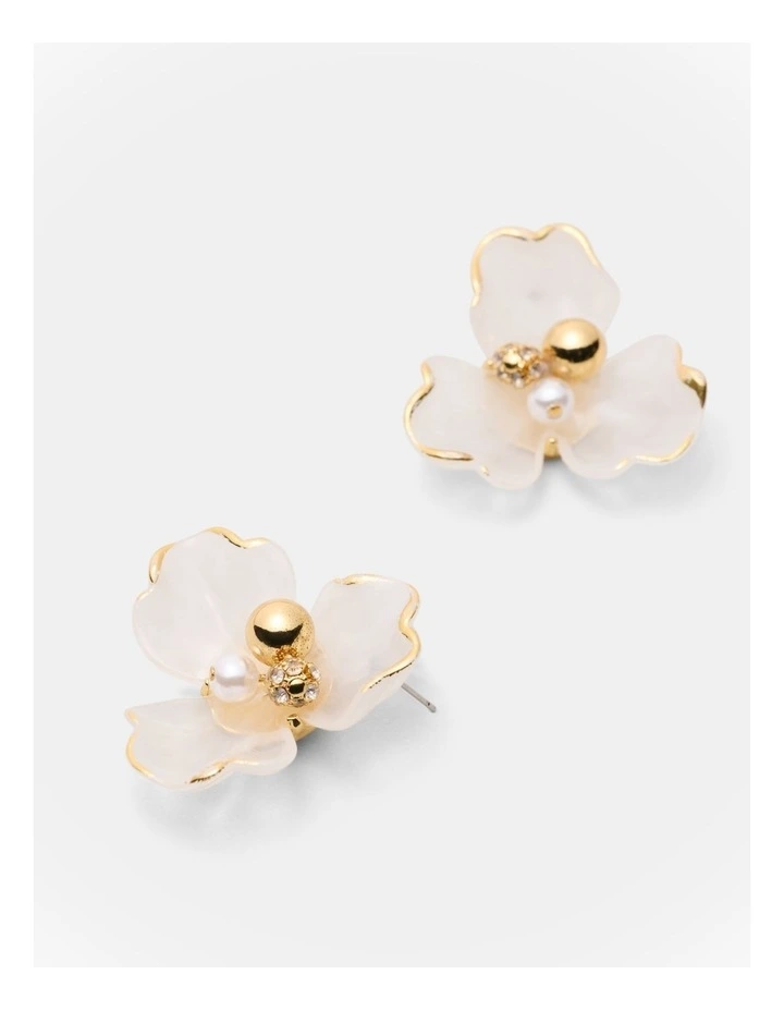 Floweret Stud Earrings in Pearl image 3