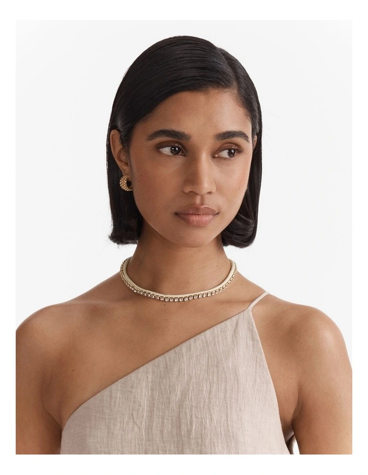 Goddess Duo Necklace in Pearl image 6