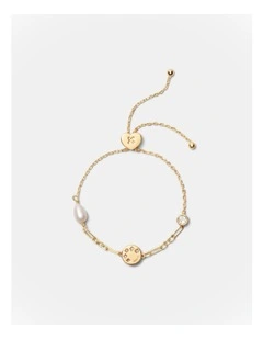 Alluring Toggle Bracelet in Gold