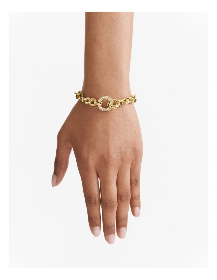Bequest Bracelet in Gold image 2