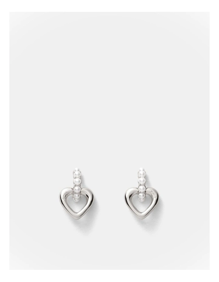 Lovely Stud Earrings in Silver image 1