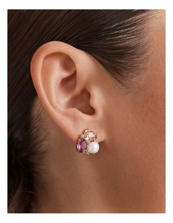 Goddess Stud Earrings in Petal image 2