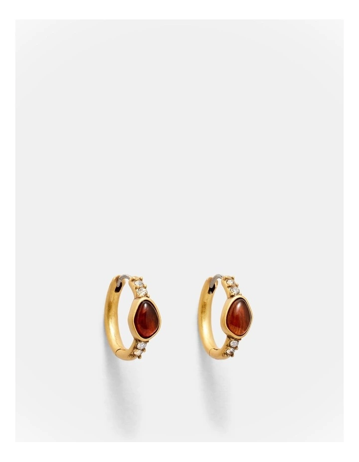 Pebble Huggie Hoop Earrings in Caramel image 1