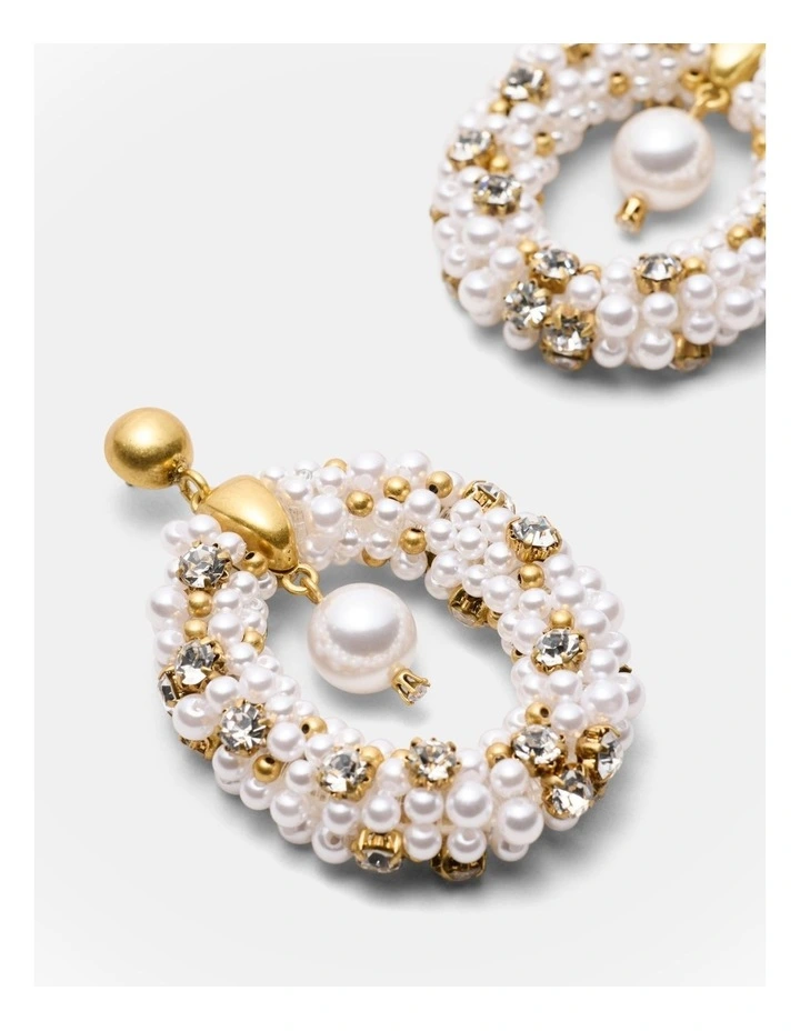 Pearly Dream Earrings in Pearl image 3