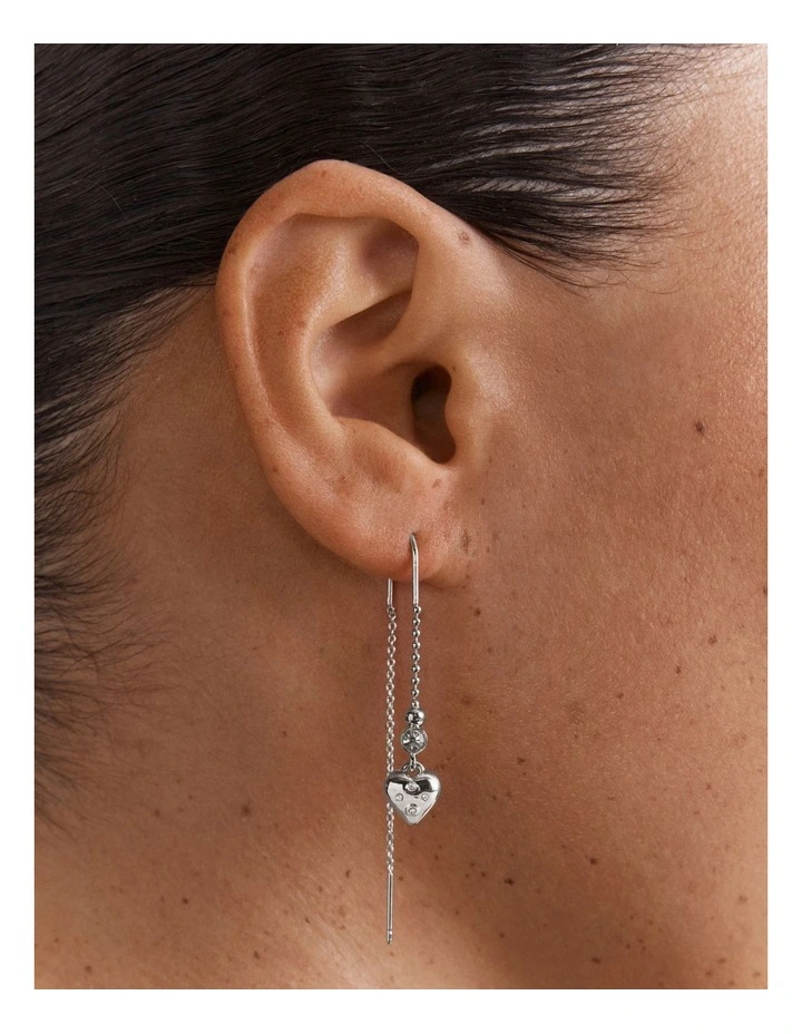 Lovely Thread Earrings in Silver image 4