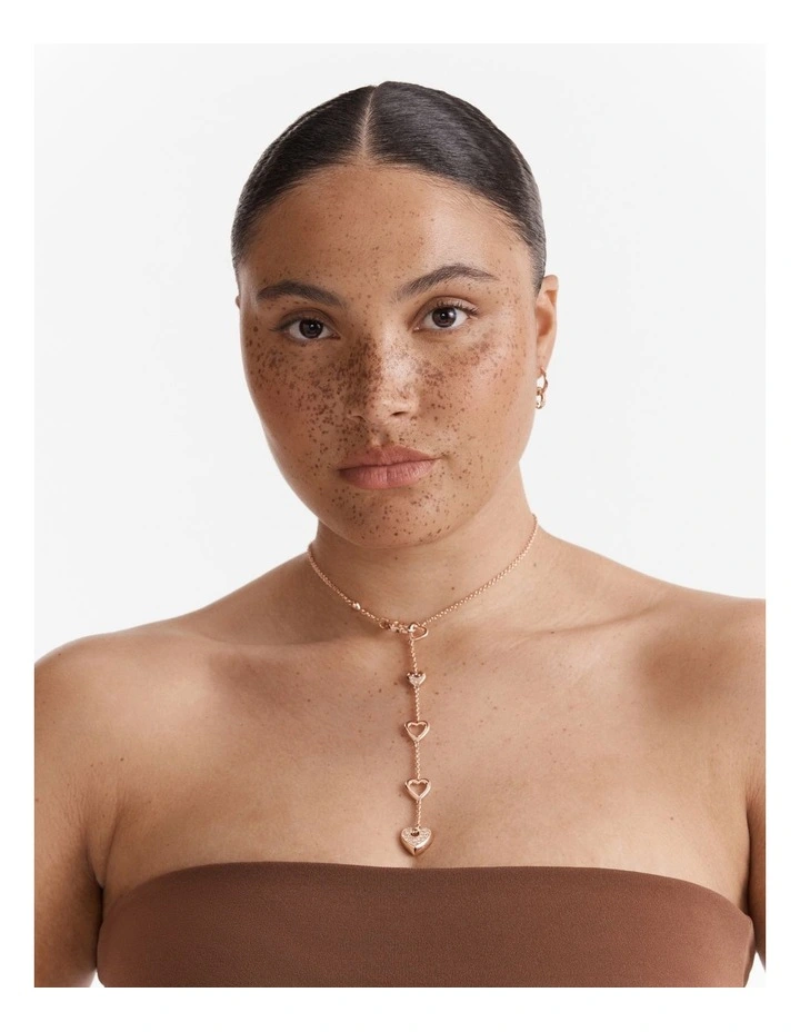 Lovely Heart Necklace in Rose Gold image 2
