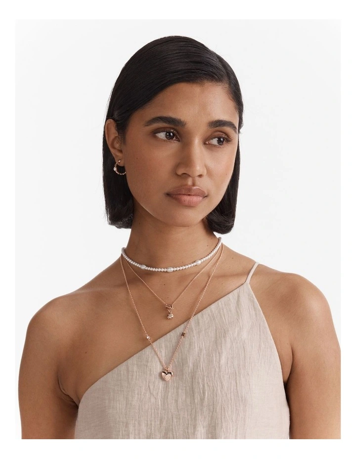 Lovely Trio Necklace in Rose Gold image 2