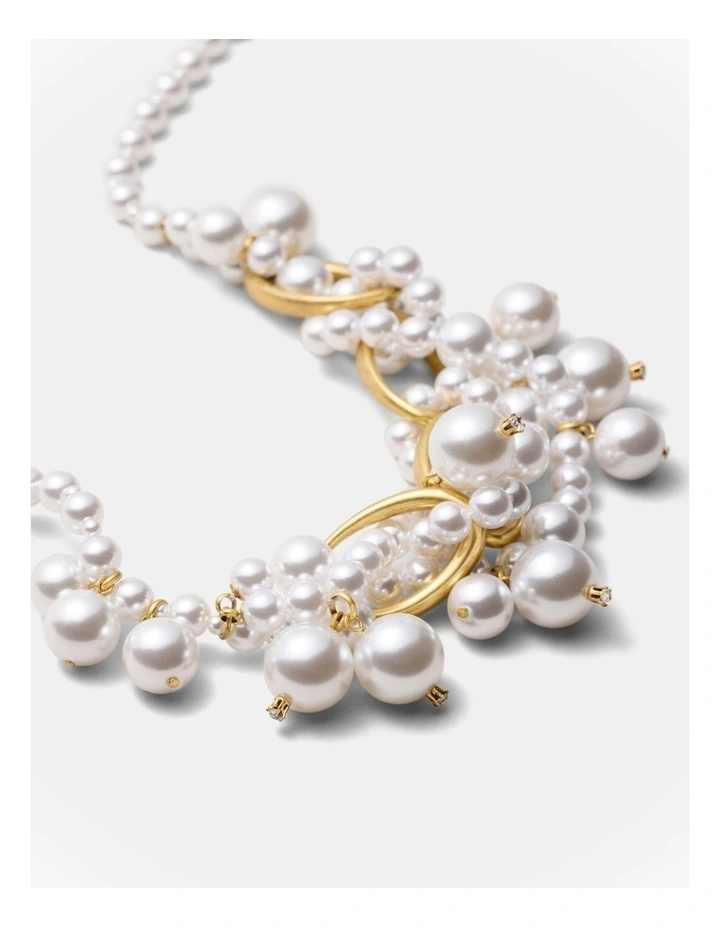 Pearly Dream Necklace in Pearl image 4