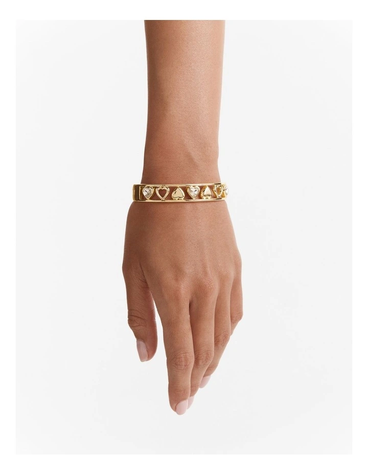 Lovely Bangle in Gold image 2