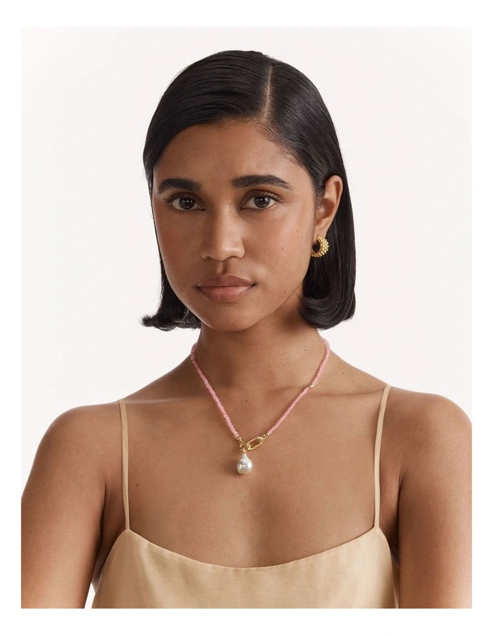 Mermaid Pearl Necklace in Petal image 2