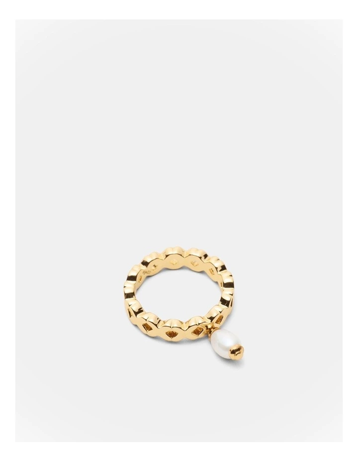 Essense Pearl Ring in Gold image 1